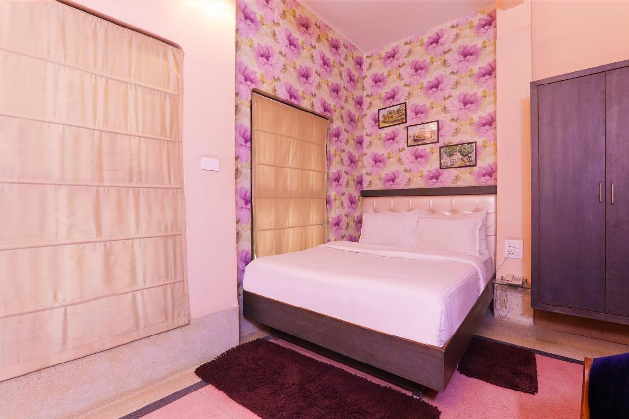 Fabhotel East View Varanasi Exterior foto