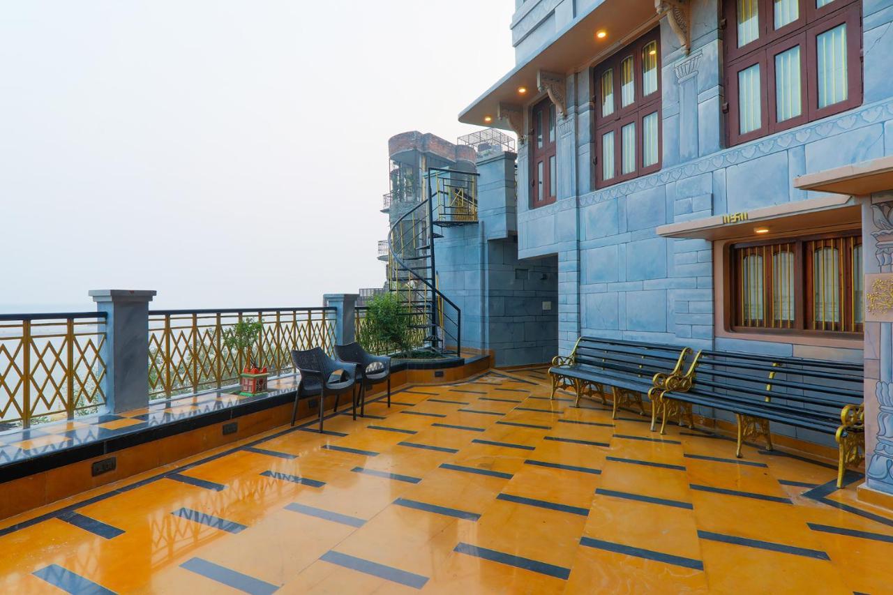 Fabhotel East View Varanasi Exterior foto